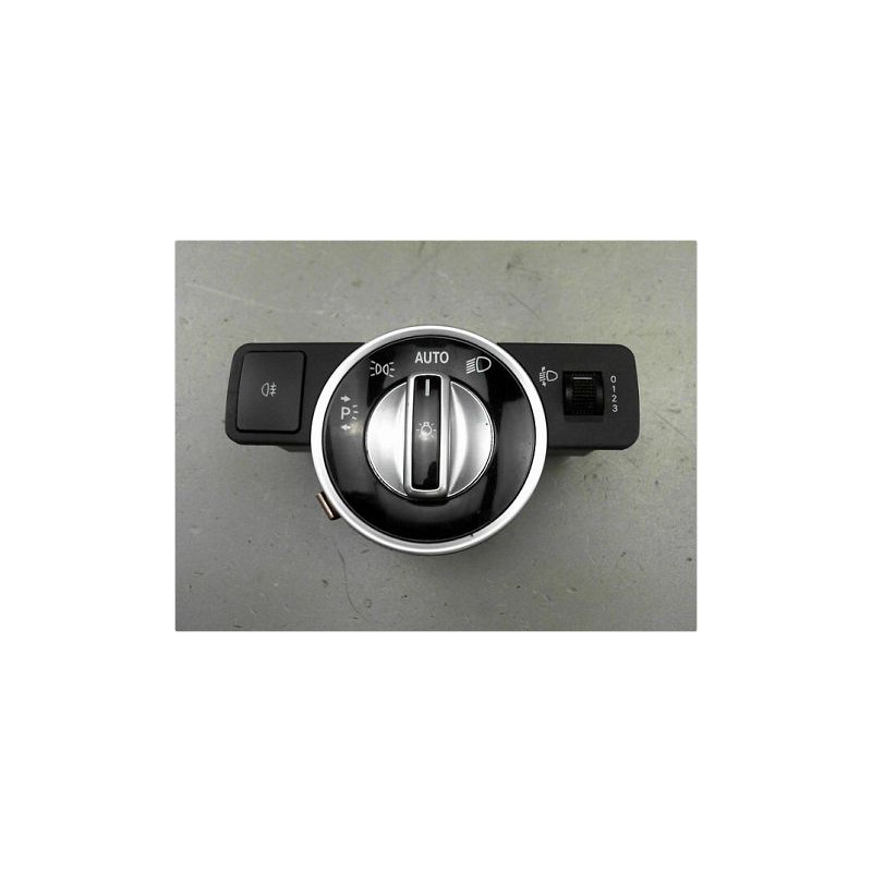 COMMANDE ECLAIRAGE MERCEDES CLASSE C 2011-2014