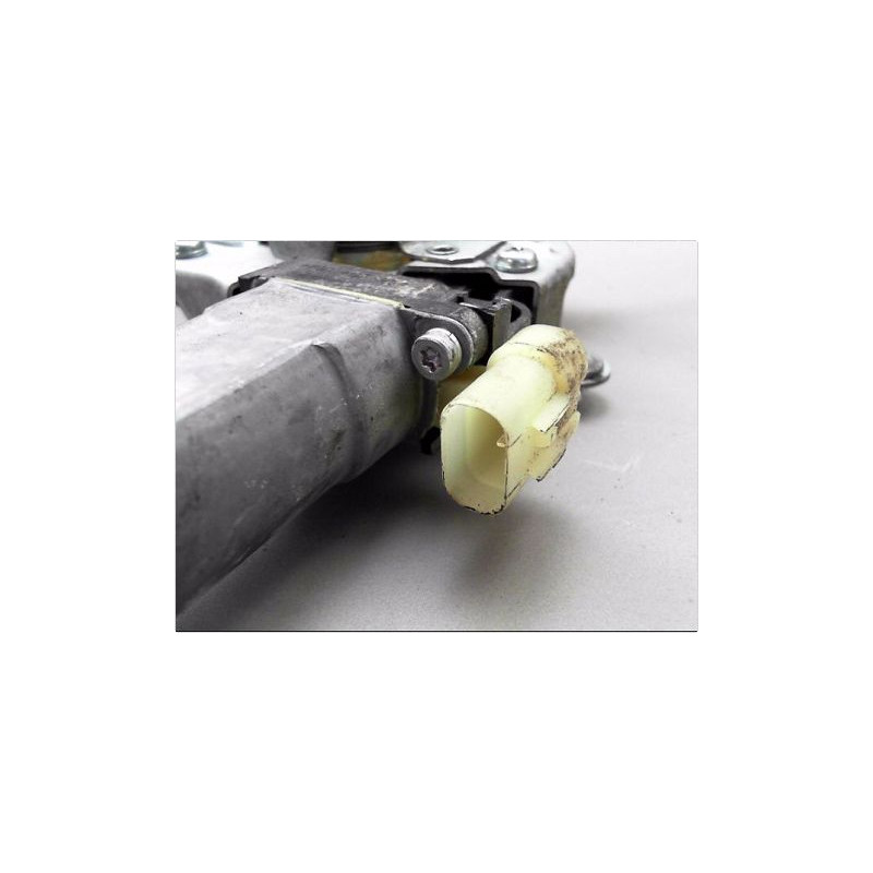 MECANISME LEVE-GLACE AVANT DROIT HYUNDAI GETZ 05-10