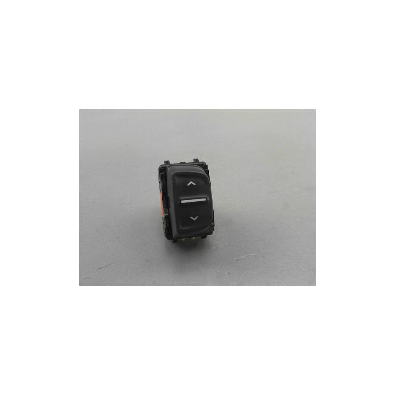 COMMANDE LEVE-GLACE PORTE AVD DACIA SANDERO II 12-17