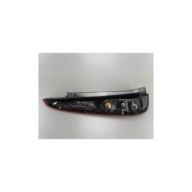 FEU ARRIERE DROIT FORD FIESTA 05-2008