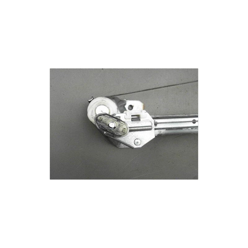 MECANISME LEVE-GLACE ARRIERE DROIT OPEL ZAFIRA (B) 08-14