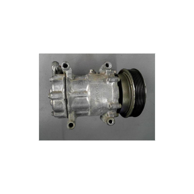 COMPRESSEUR AIR CONDITIONNE RENAULT CLIO III PH.1 05-09