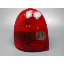 FEU ARRIERE GAUCHE  OPEL CORSA 93-97
