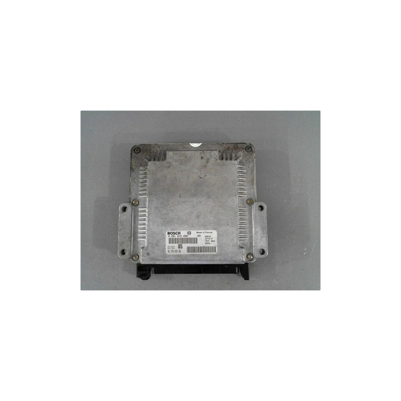 CALCULATEUR MOTEUR PEUGEOT 206 98-09