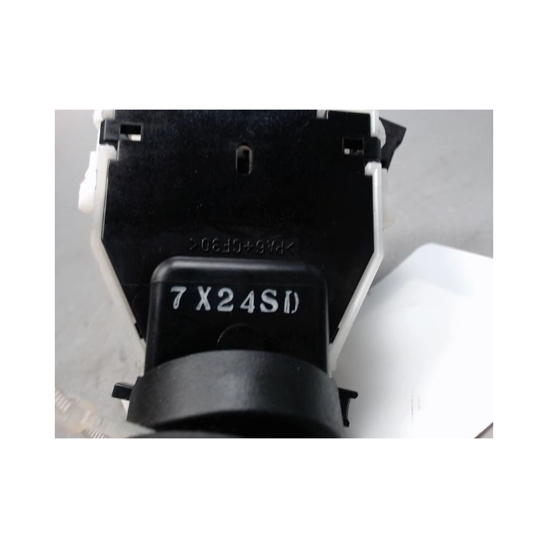 COMMANDE ESSUIE GLACE NISSAN X-TRAIL
