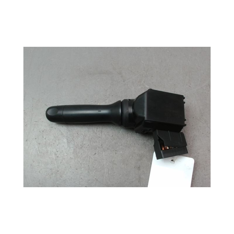 COMMANDE ESSUIE GLACE TOYOTA YARIS 2005-