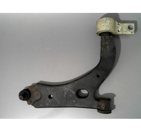 TRIANGLE INFERIEUR AVANT DROIT FORD FIESTA 02 -05