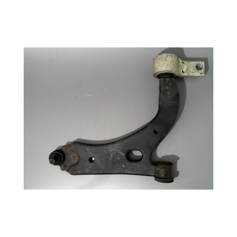 TRIANGLE INFERIEUR AVANT DROIT FORD FIESTA 02 -05