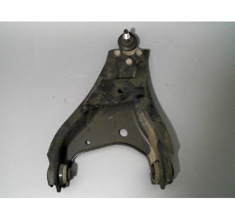 TRIANGLE INFERIEUR AVANT GAUCHE DACIA DUSTER 2010-