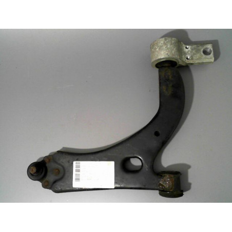 TRIANGLE INFERIEUR AVANT DROIT FORD FIESTA 02 -05