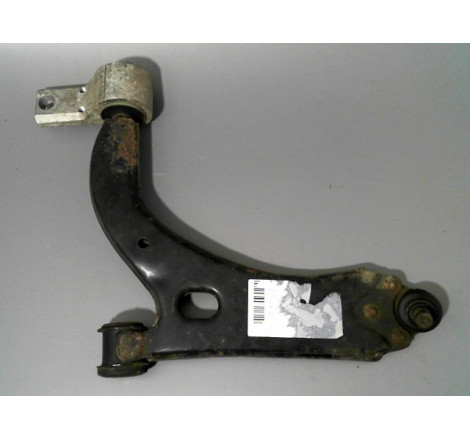 TRIANGLE INFERIEUR AVANT GAUCHE FORD FIESTA 02 -05