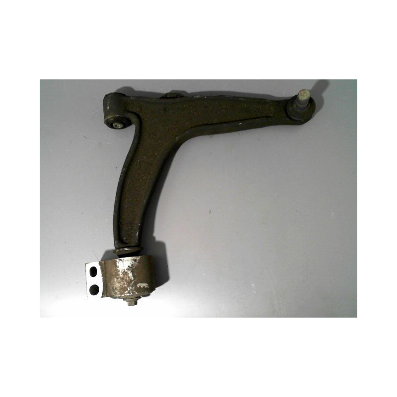 TRIANGLE INFERIEUR AVANT DROIT OPEL VECTRA 2005-