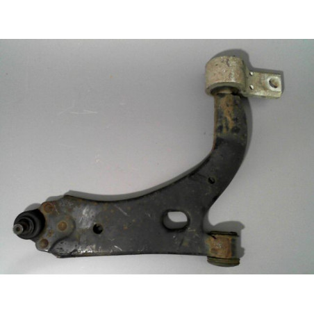 TRIANGLE INFERIEUR AVANT DROIT FORD FIESTA 02 -05