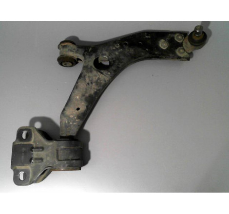 TRIANGLE INFERIEUR AVANT DROIT FORD FOCUS 2008-