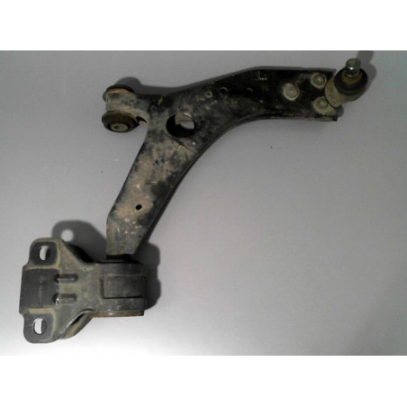 TRIANGLE INFERIEUR AVANT DROIT FORD FOCUS 2008-