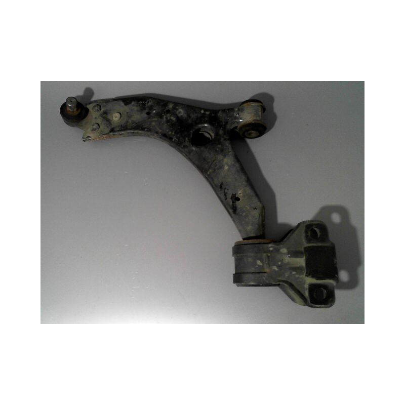 TRIANGLE INFERIEUR AVANT GAUCHE FORD FOCUS 2008-