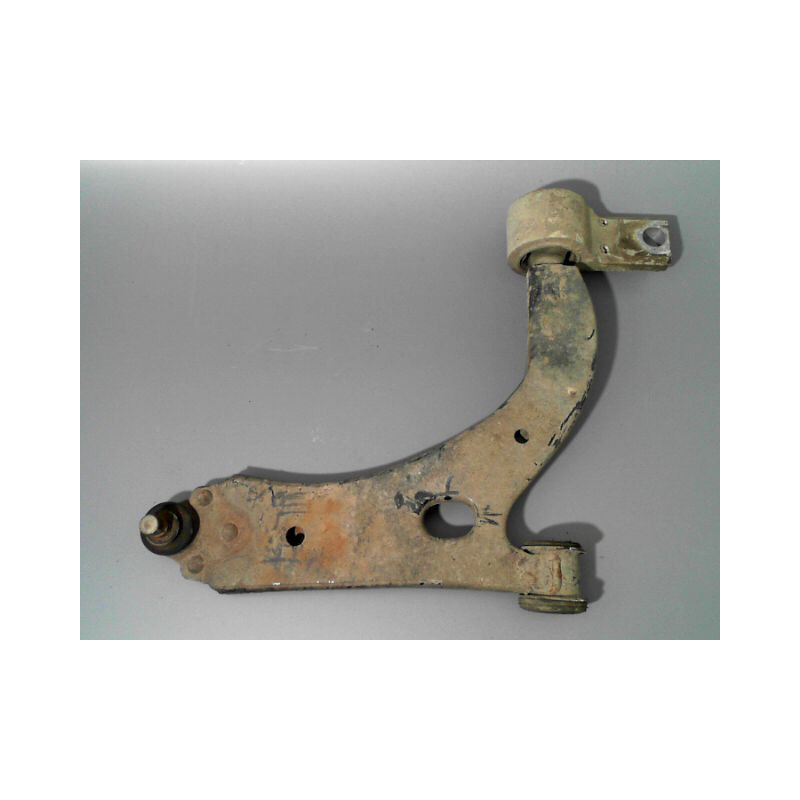 TRIANGLE INFERIEUR AVANT DROIT FORD FIESTA 02 -05