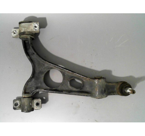 TRIANGLE INFERIEUR AVANT DROIT ALFA ROMEO 156 - 2001