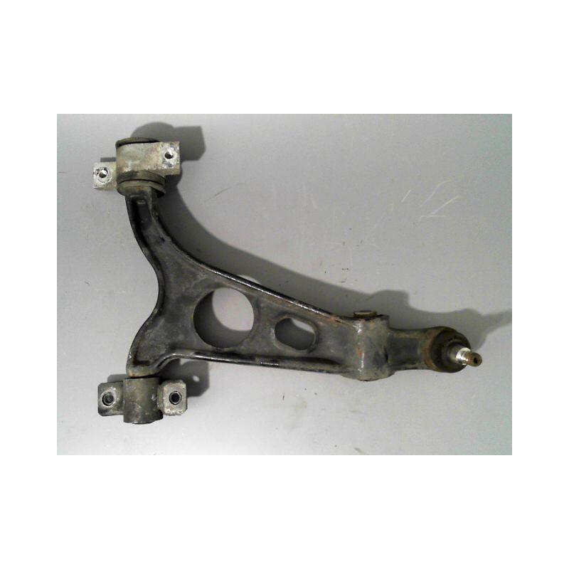 TRIANGLE INFERIEUR AVANT DROIT ALFA ROMEO 156 - 2001