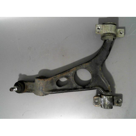 TRIANGLE INFERIEUR AVANT GAUCHE ALFA ROMEO 156 - 2001