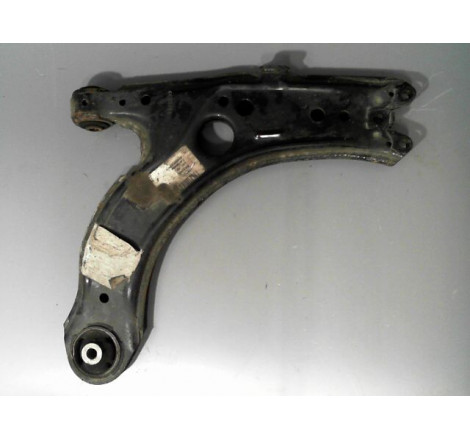 TRIANGLE INFERIEUR AVANT DROIT VOLKSWAGEN GOLF IV 98-2004