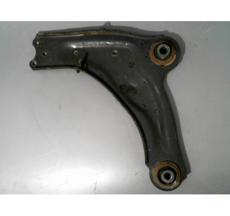 TRIANGLE INFERIEUR AVANT GAUCHE RENAULT LAGUNA II 00-2005