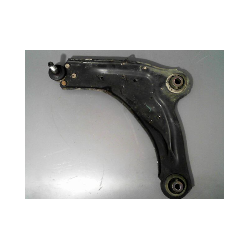 TRIANGLE INFERIEUR AVANT GAUCHE RENAULT LAGUNA II 2005-2007