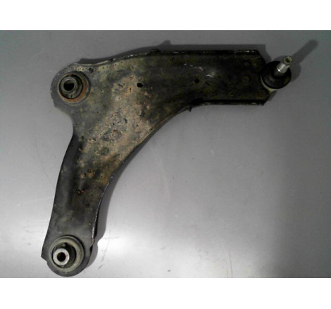 TRIANGLE INFERIEUR AVANT DROIT RENAULT LAGUNA ESTATE 2007-