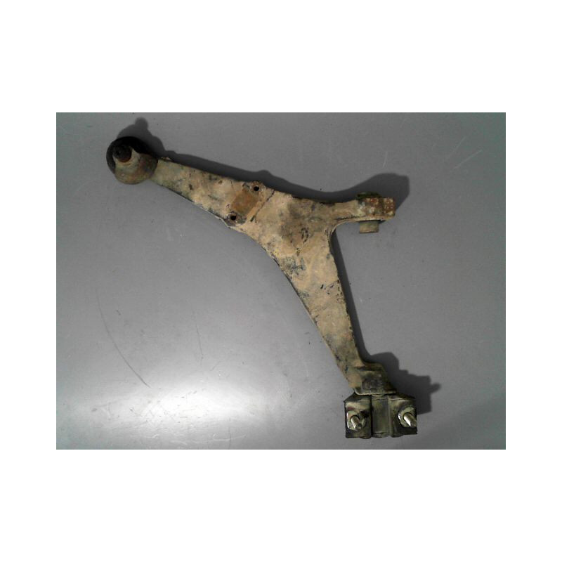 TRIANGLE INFERIEUR AVANT GAUCHE PEUGEOT 106 96-2003