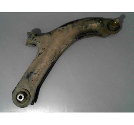 TRIANGLE INFERIEUR AVANT DROIT RENAULT CLIO III ESTATE 2008-