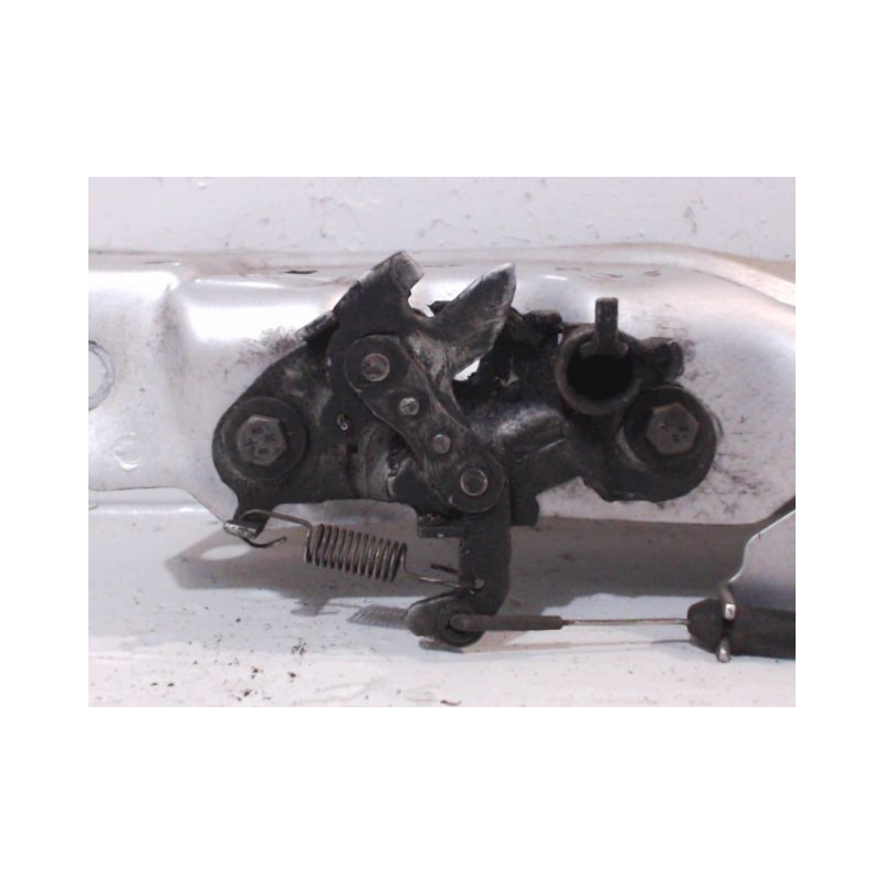 TRAVERSE SUPERIEURE ARMATURE AVANT PEUGEOT 406 95-99