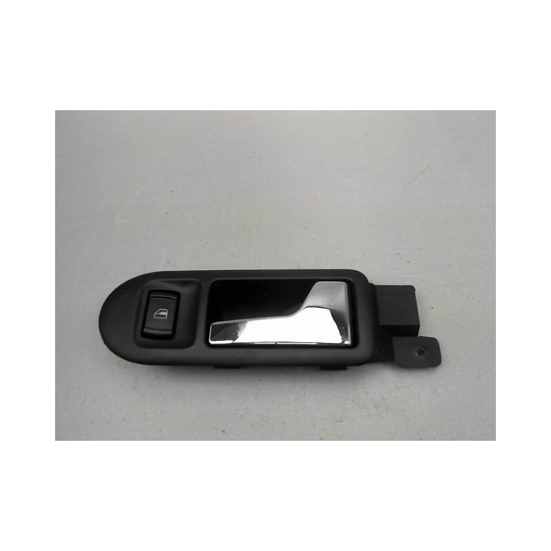 POIGNEE INTERIEURE PORTE AVANT DROIT RENAULT MEGANE III Phase 1 2008-2012
