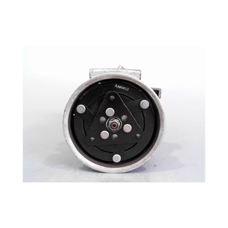 COMPRESSEUR AIR CONDITIONNE RENAULT CLIO III 2009-