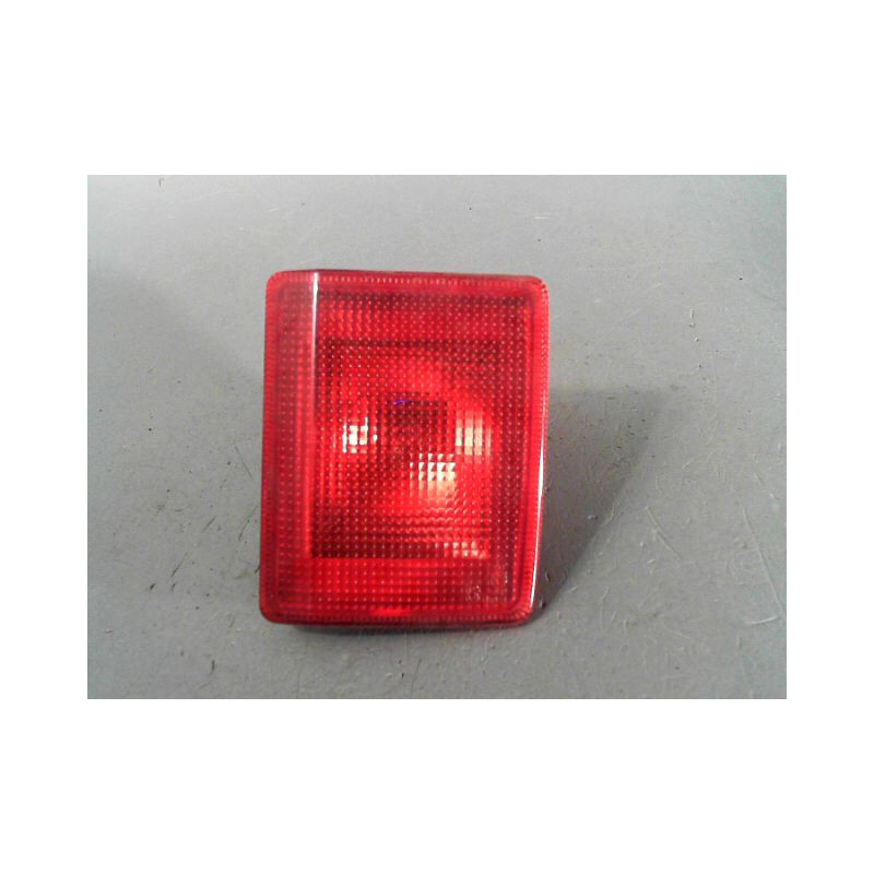 FEU BROUILLARD ARRIERE DROIT PEUGEOT 407
