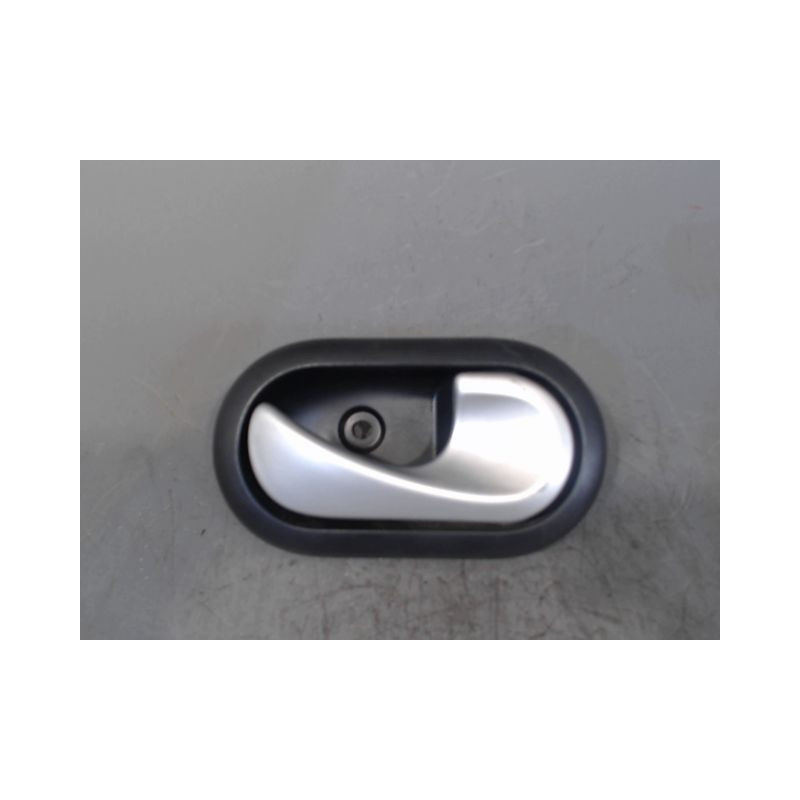POIGNEE INTERIEURE PORTE AVANT DROIT DACIA SANDERO 2008-