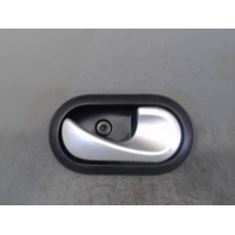 POIGNEE INTERIEURE PORTE AVANT DROIT DACIA SANDERO 2008-
