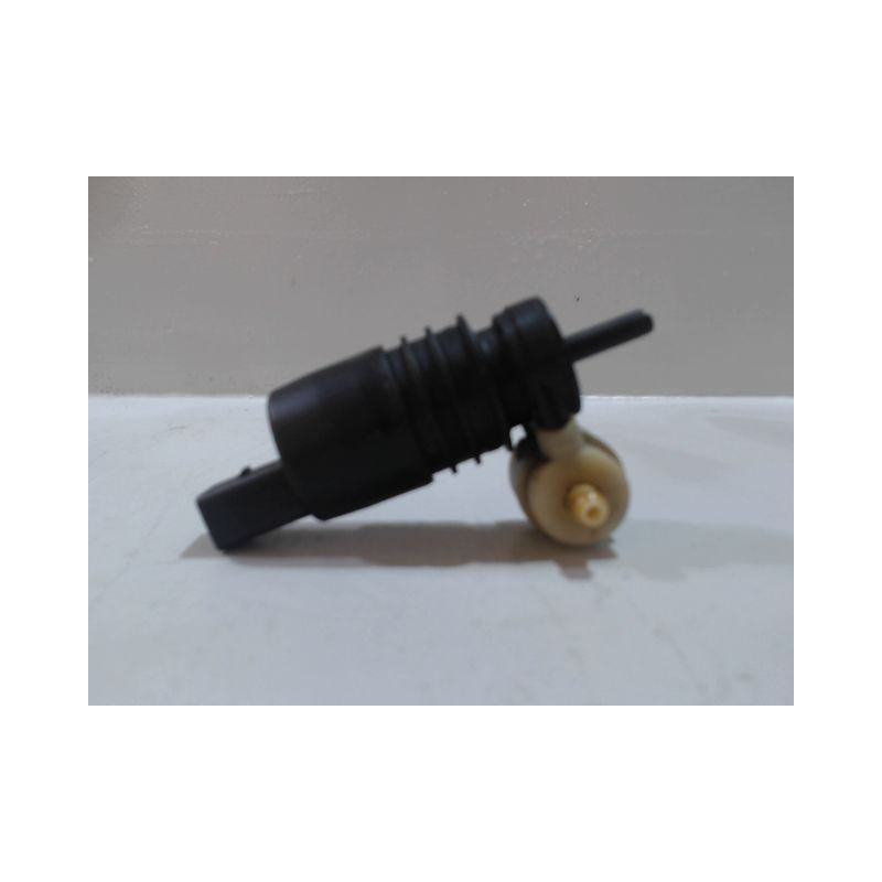 POMPE LAVE-GLACE AVANT VOLKSWAGEN POLO 2005-