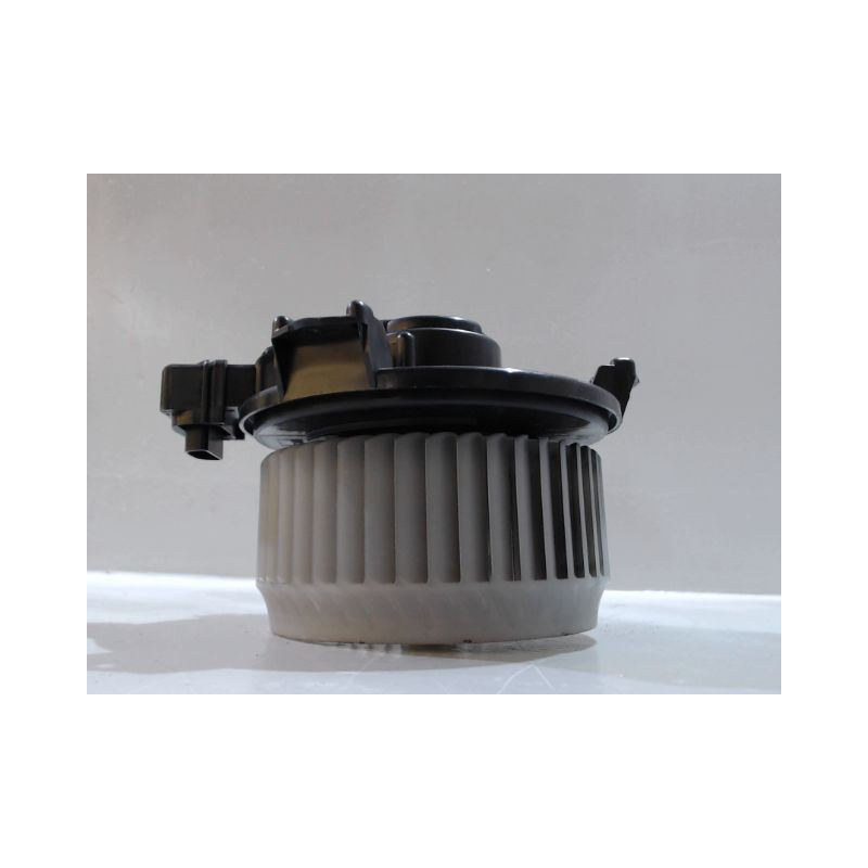 MOTEUR VENTILATEUR CHAUFFAGE SUZUKI SWIFT 3P