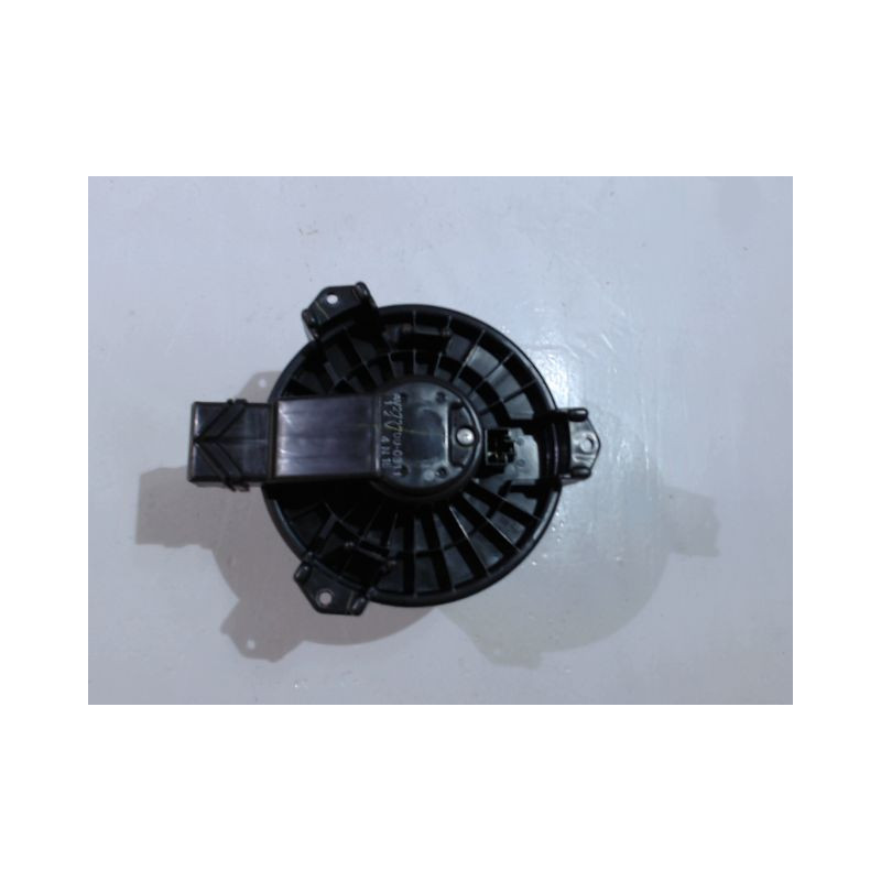 MOTEUR VENTILATEUR CHAUFFAGE SUZUKI SWIFT 3P