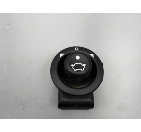 COMMANDE RETROVISSEUR EXT ELECTRIQUE G