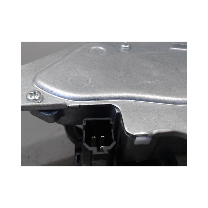 MOTEUR ESSUIE-GLACE ARRIERE SUZUKI SWIFT 3P