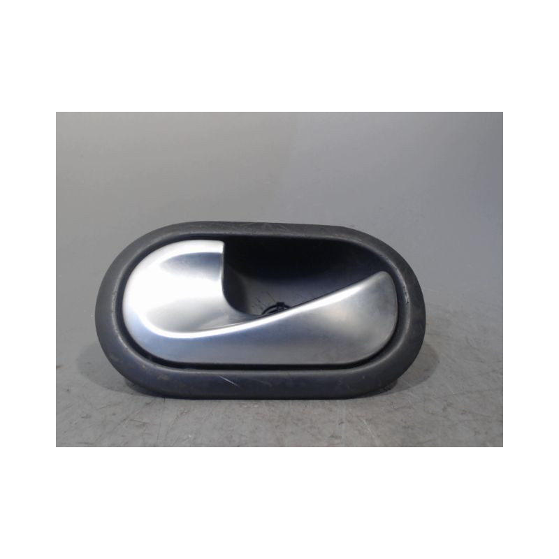 POIGNEE INTERIEURE PORTE ARRIERE GAUCHE RENAULT SCENIC II PH1 02-06