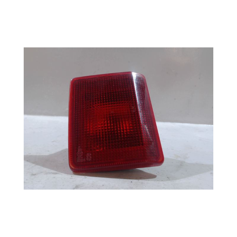 FEU BROUILLARD ARRIERE DROIT PEUGEOT 407 SW