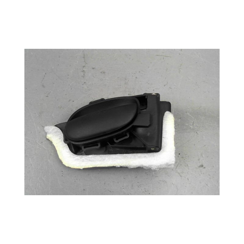 POIGNEE INTERIEURE PORTE AVANT DROIT PEUGEOT 206 1998-2009