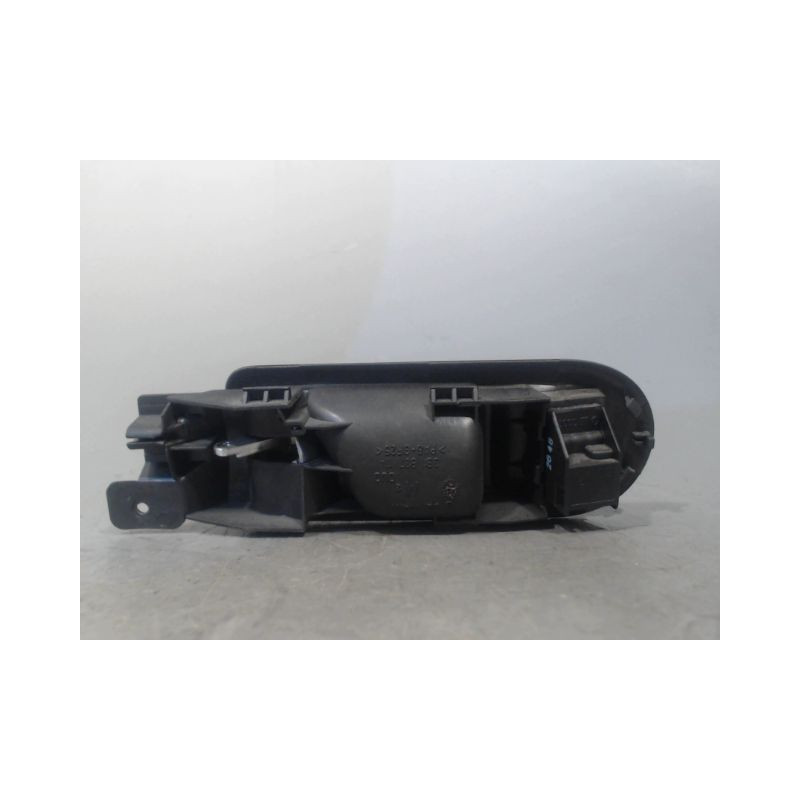 POIGNEE INTERIEURE PORTE AVANT DROIT VOLKSWAGEN PASSAT 96-2000