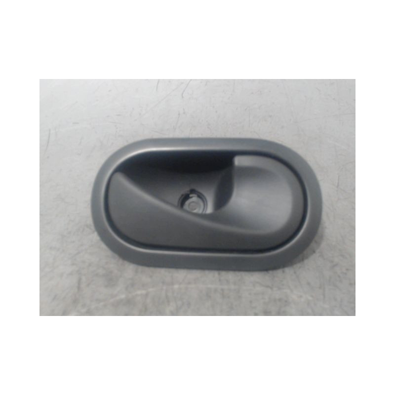 POIGNEE INTERIEURE PORTE AVANT DROIT RENAULT CLIO III 2007-
