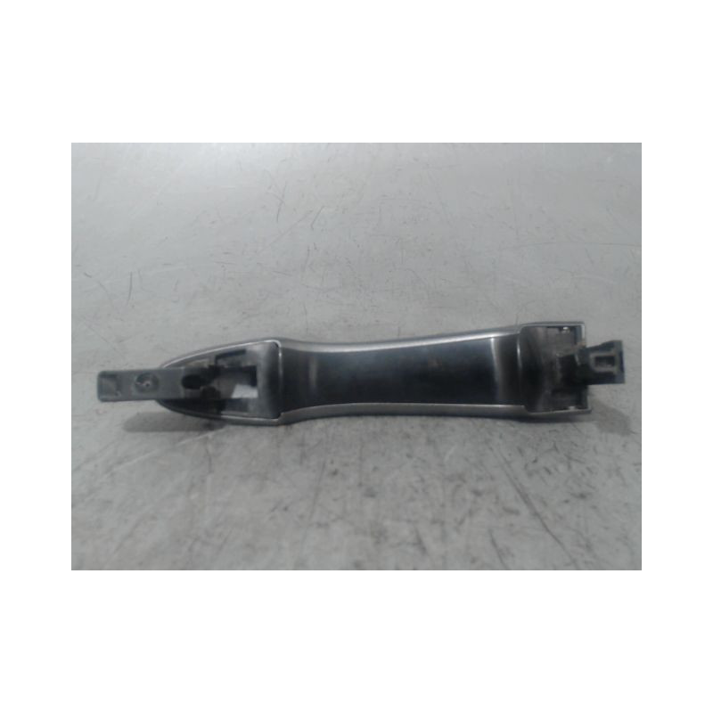 POIGNEE EXTERIEURE PORTE ARRIERE DROIT NISSAN QHASQAI 2007-