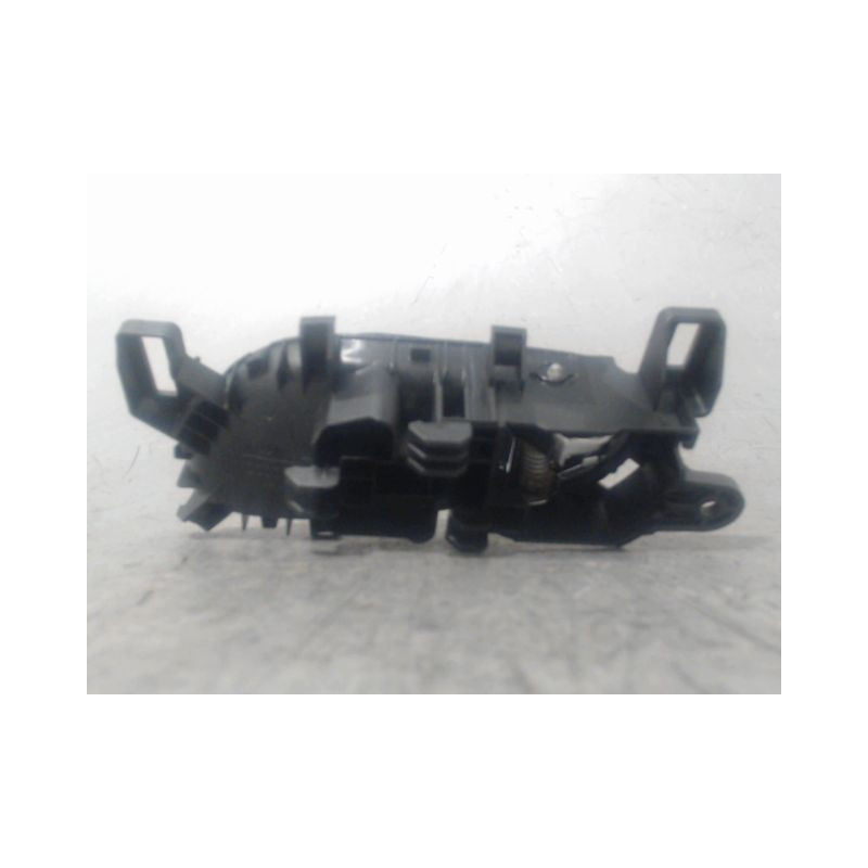 POIGNEE INTERIEURE PORTE AVANT DROIT NISSAN QHASQAI 2007-