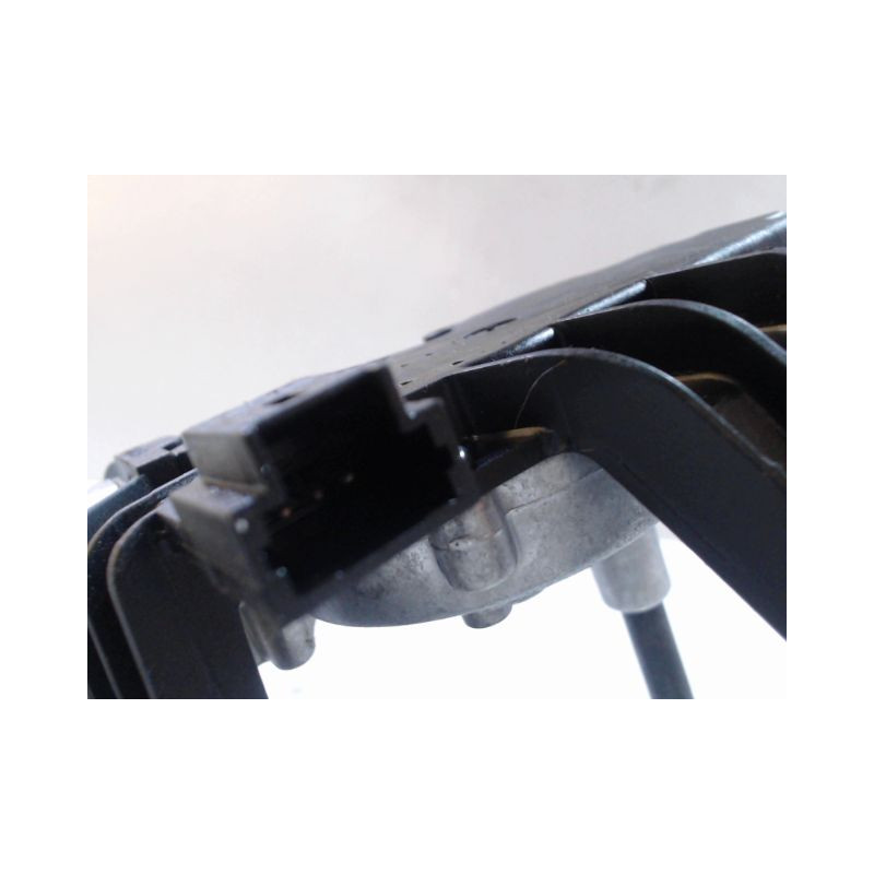 MOTEUR ESSUIE-GLACE ARRIERE PEUGEOT 207 3P