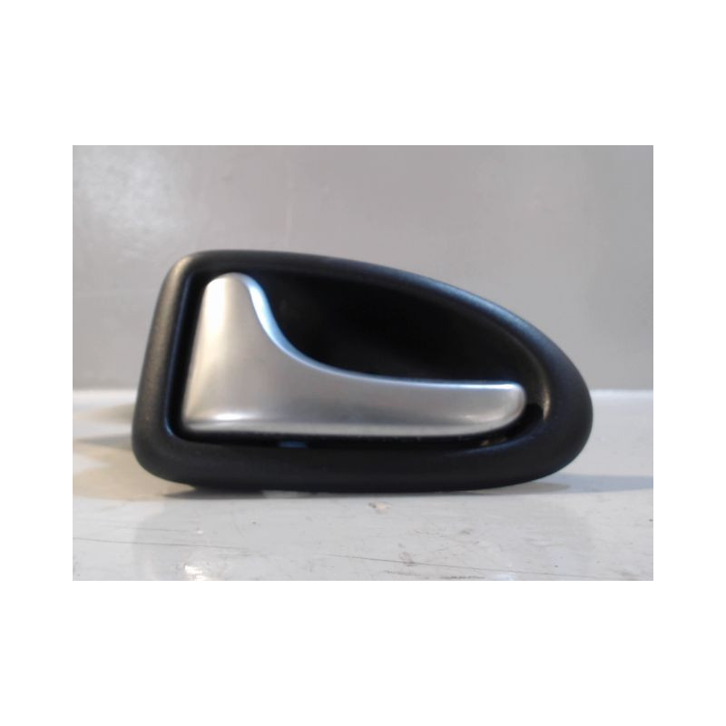 POIGNEE INTERIEURE PORTE ARRIERE GAUCHE RENAULT CLIO II PH.2 01-06